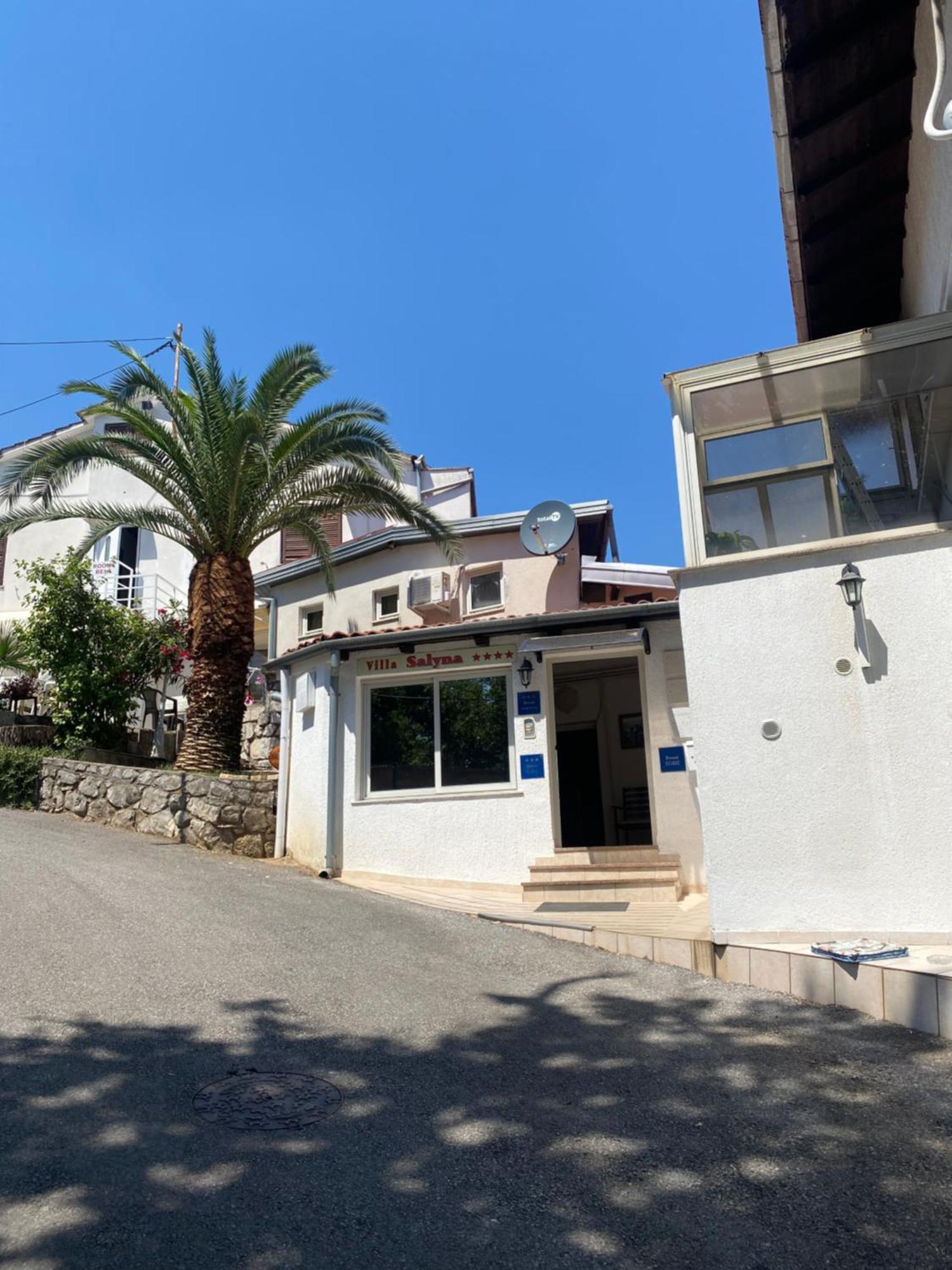 Villa Salyna Ičići Exterior foto
