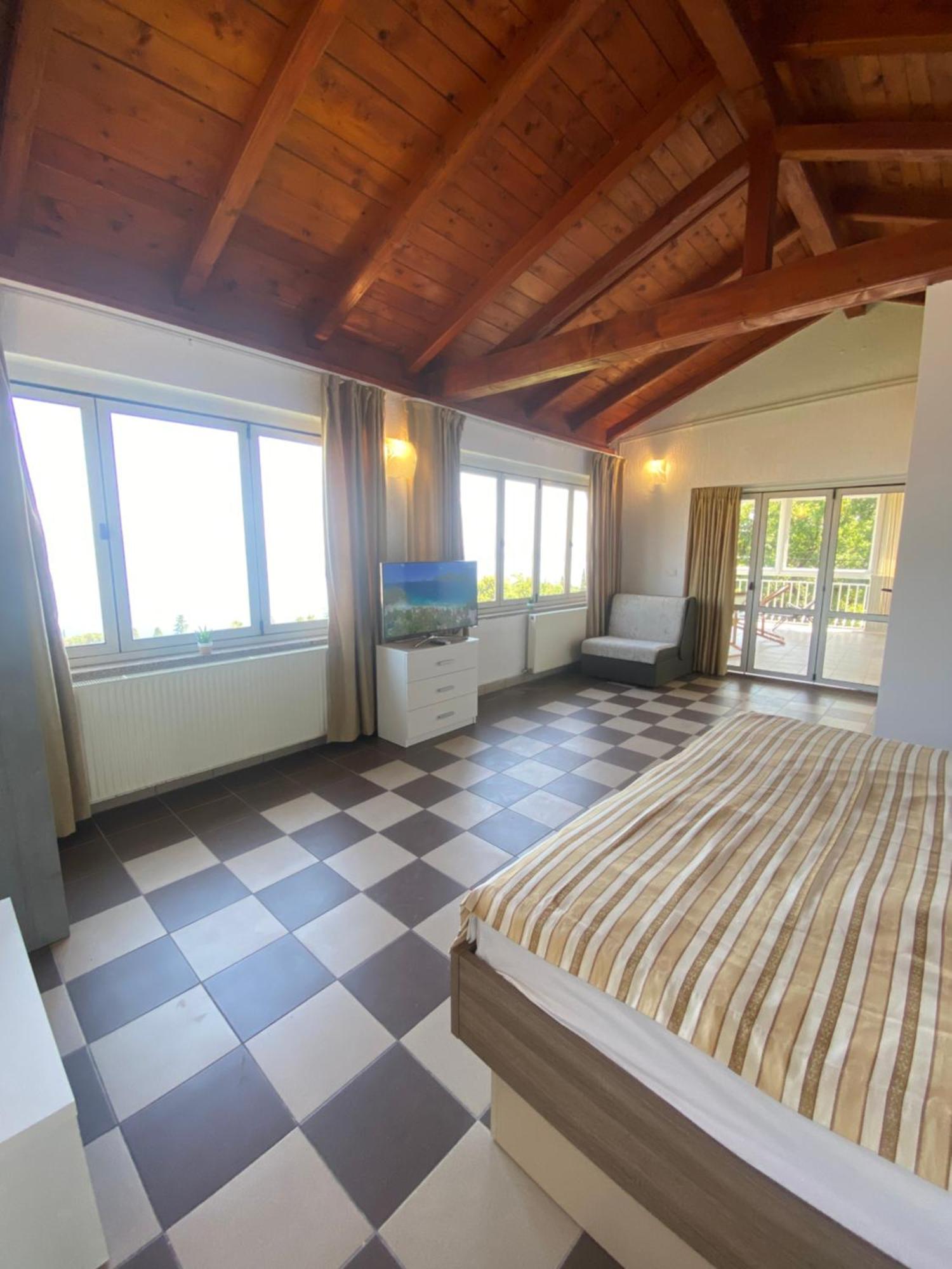 Villa Salyna Ičići Exterior foto